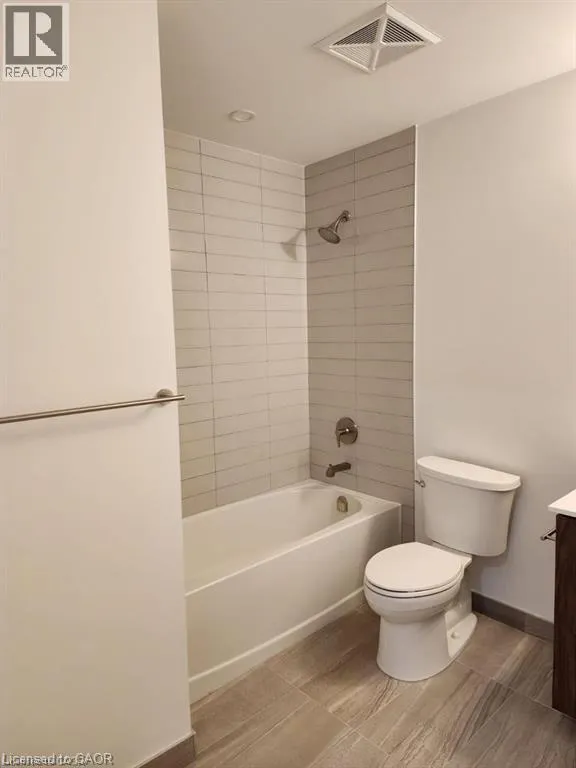 641 KING ST WEST Street W Unit# 614, #614