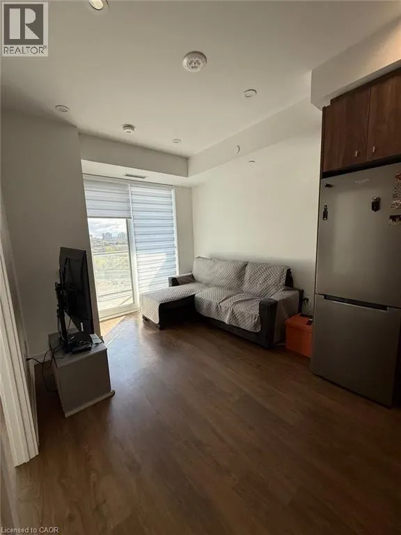 641 KING ST WEST Street W Unit# 614, #614