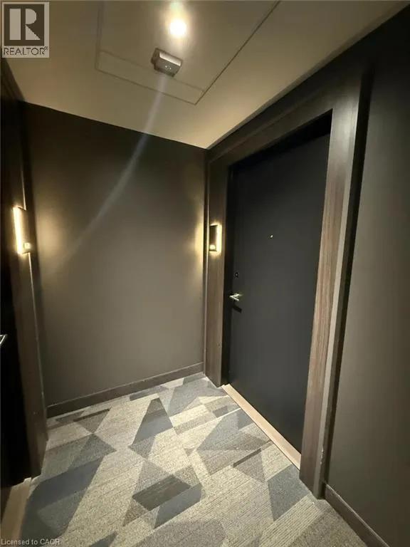 641 KING ST WEST Street W Unit# 614, #614