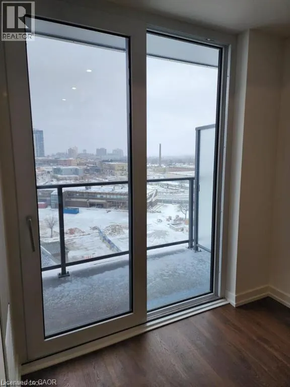 641 KING ST WEST Street W Unit# 614, #614
