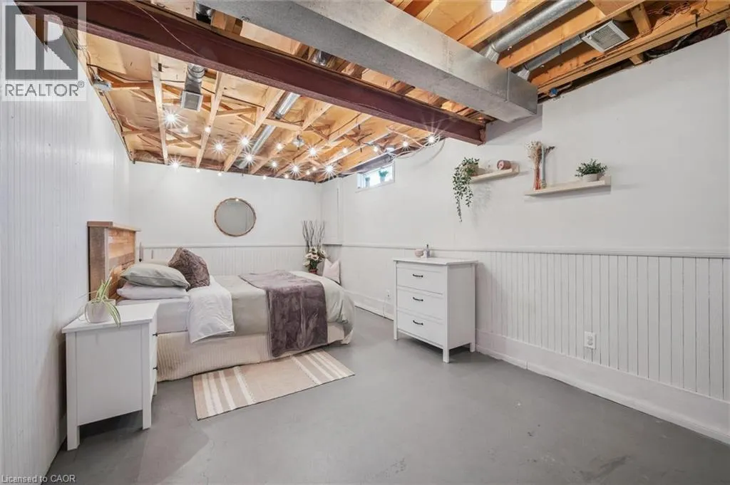 95 MACATEE Place