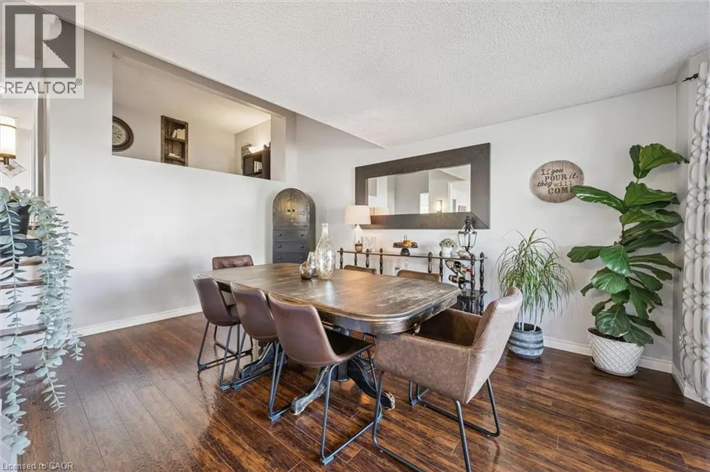 95 MACATEE Place