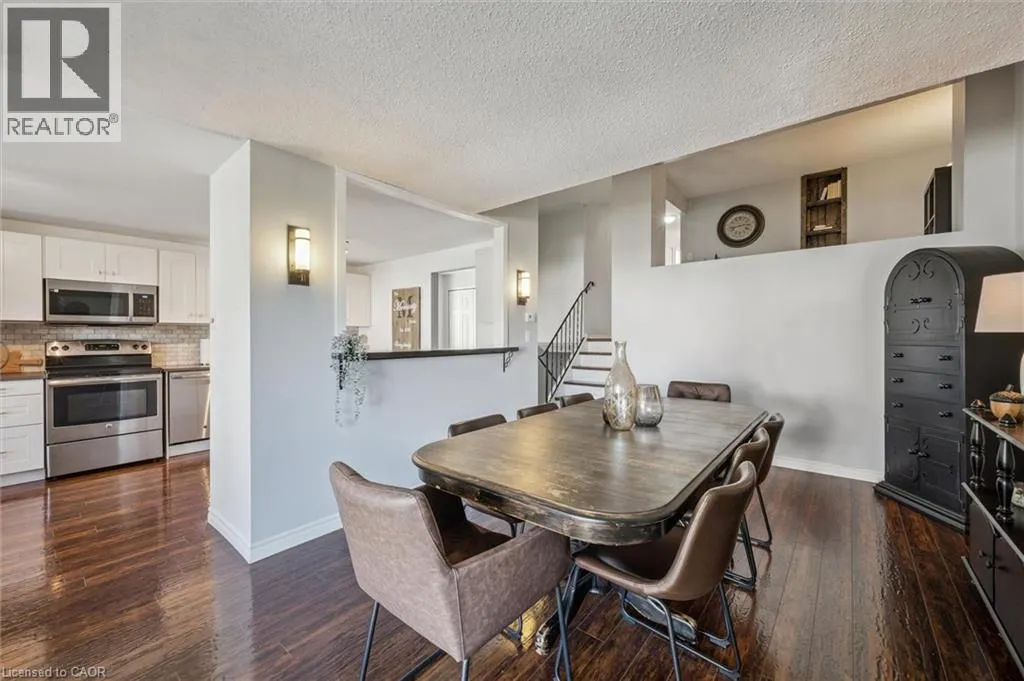95 MACATEE Place