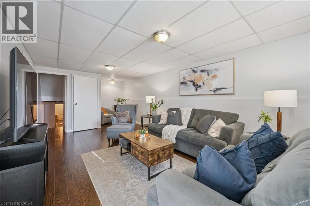 95 MACATEE Place