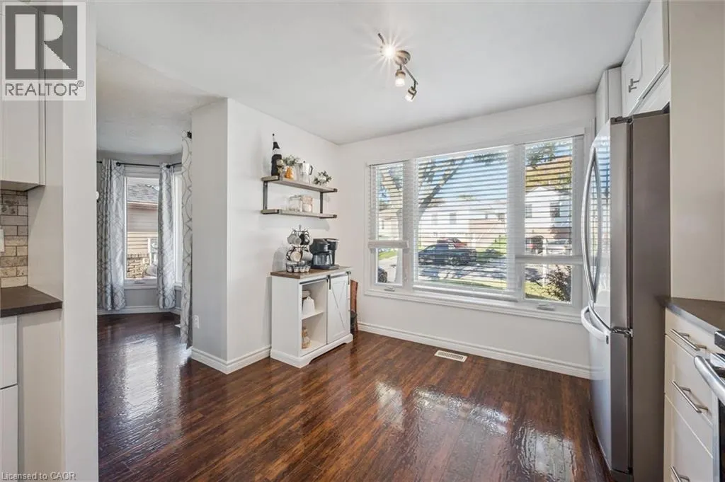 95 MACATEE Place