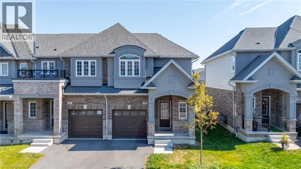 8 LINDEN PARK Lane