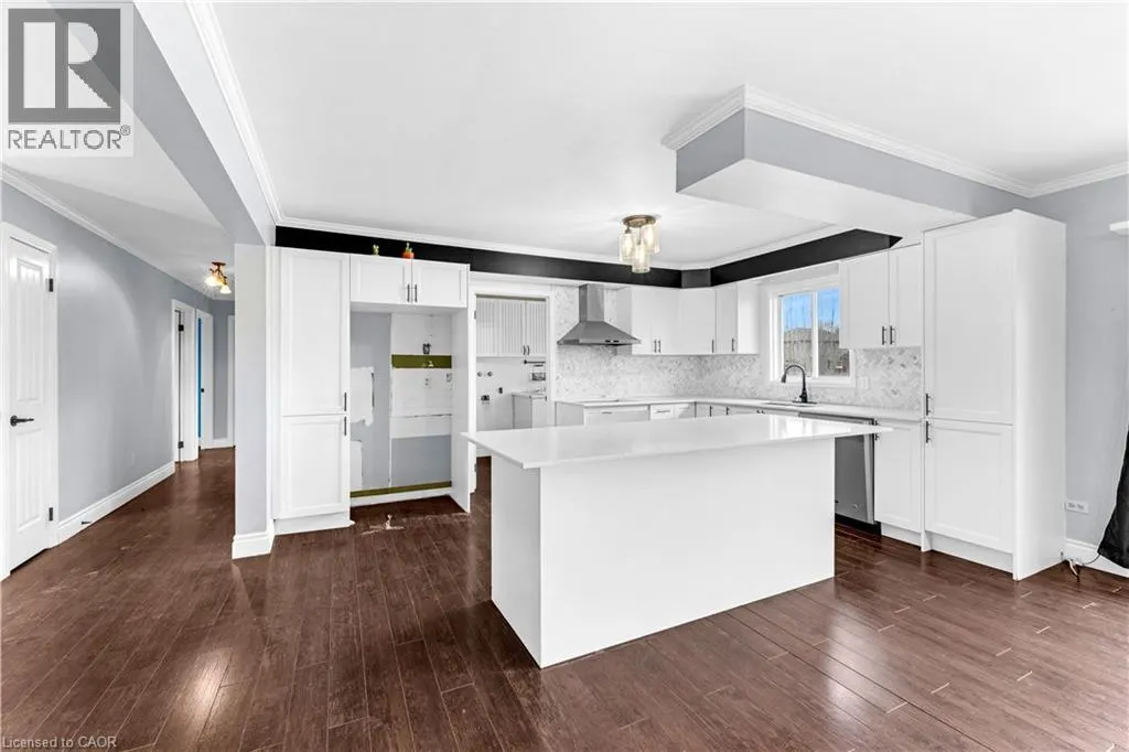 20 WASAGA SANDS Drive