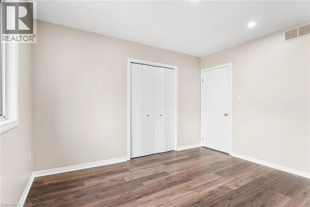 155 ELMIRA Road N