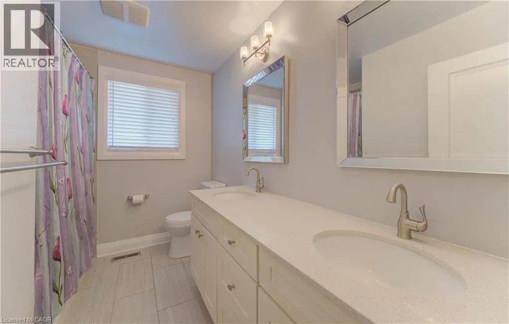 292 PARKMOUNT Drive