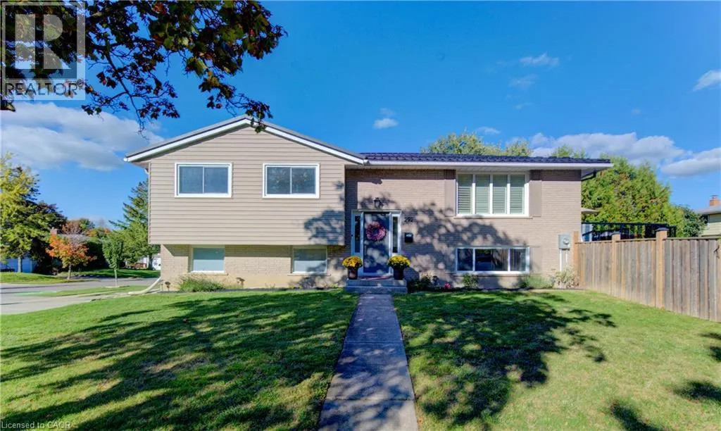 292 PARKMOUNT Drive