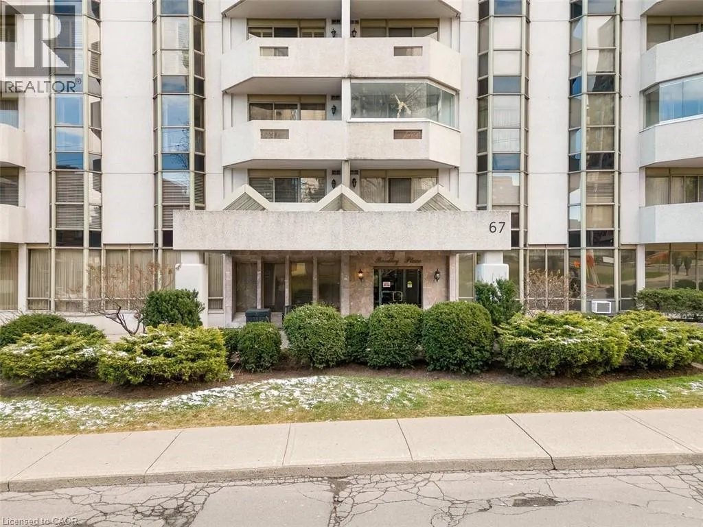 67 CAROLINE Street S Unit# 102, #102