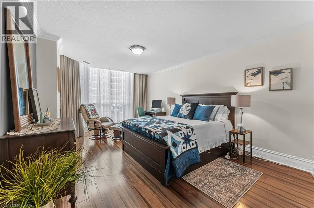 67 CAROLINE Street S Unit# 102, #102