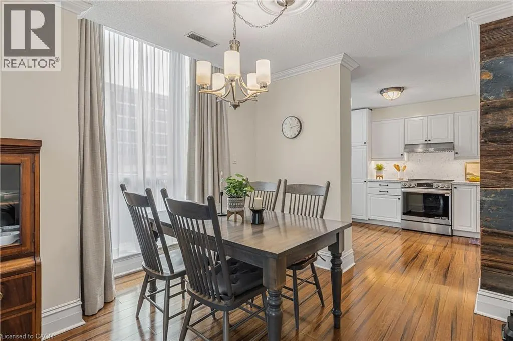67 CAROLINE Street S Unit# 102, #102