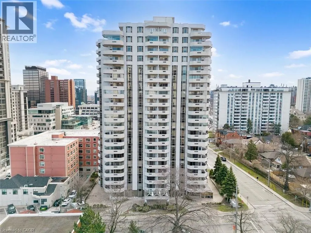 67 CAROLINE Street S Unit# 102, #102