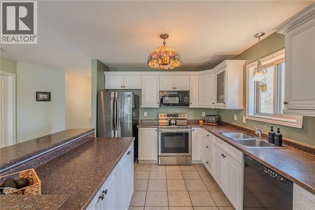 19 SOMERSET Drive Unit# 16, #16