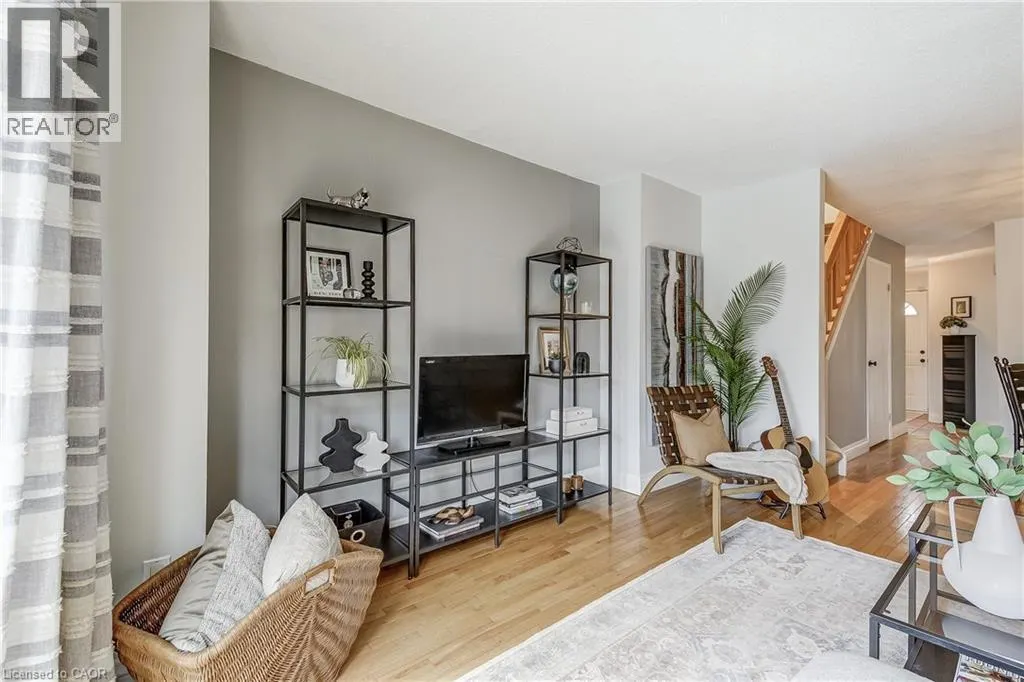 895 MAPLE Avenue Unit# 418, #418