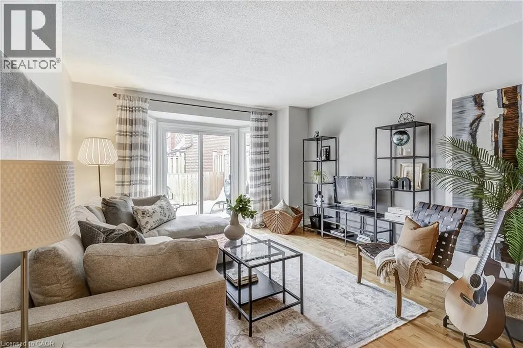 895 MAPLE Avenue Unit# 418, #418