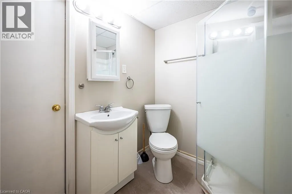 646 BASSWOOD Street Unit# A, #A