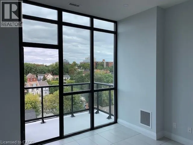 101 LOCKE Street S Unit# 611, #611