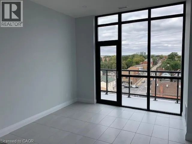 101 LOCKE Street S Unit# 611, #611