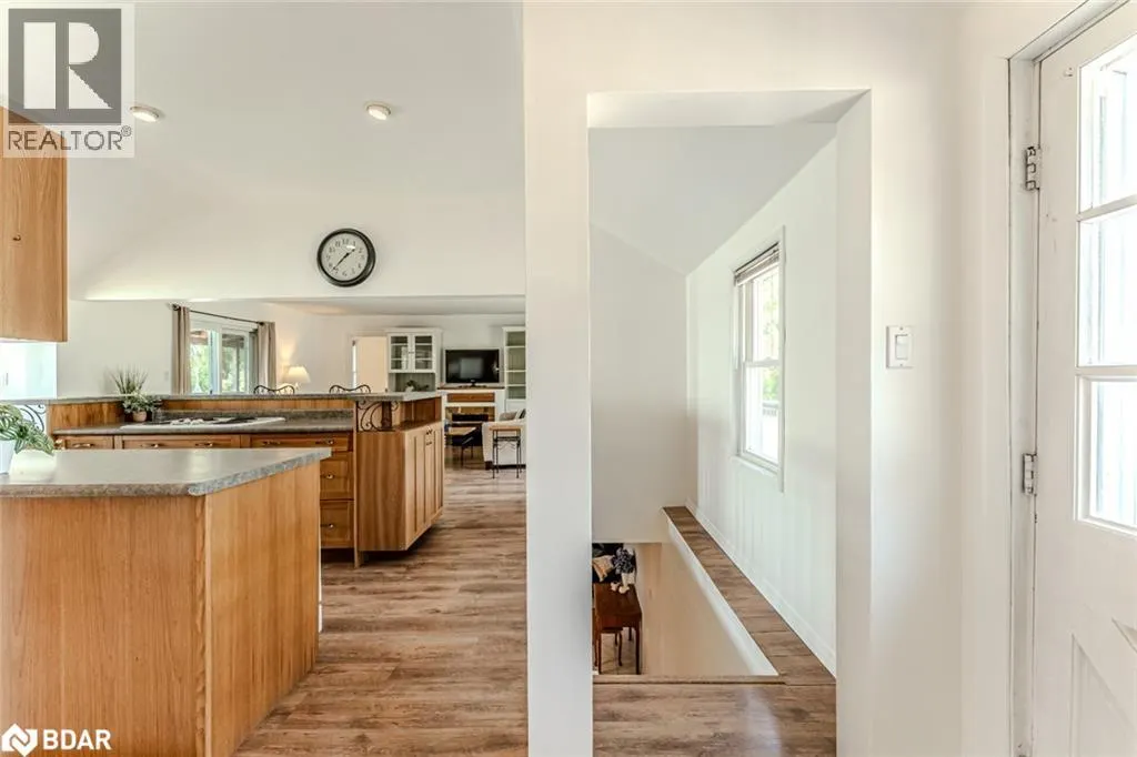 5580 PENETANGUISHENE Road
