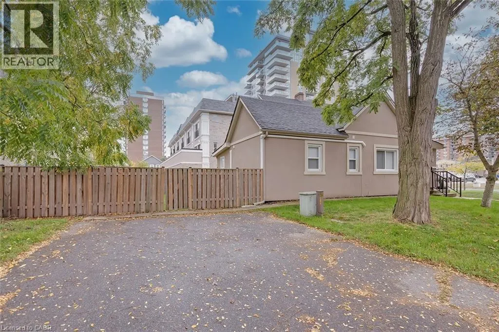 519 ELIZABETH Street Unit# 2, #2