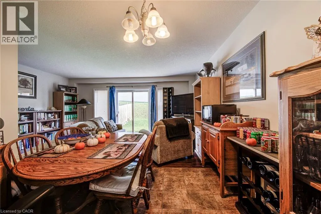 260 WESTMEADOW Drive