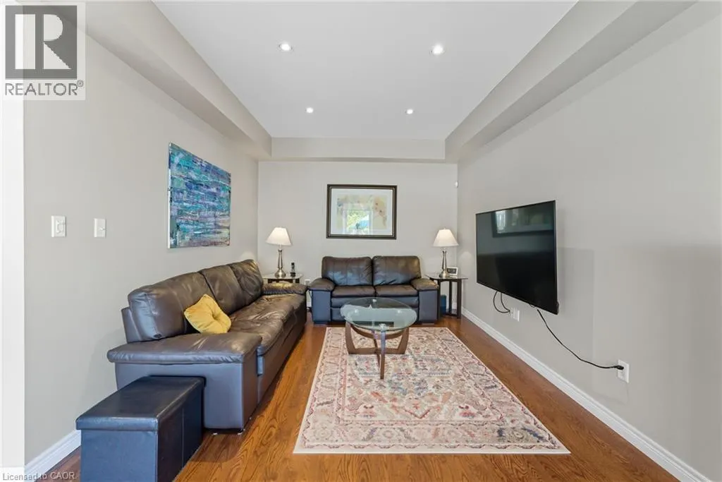 40 BENEDICT Place