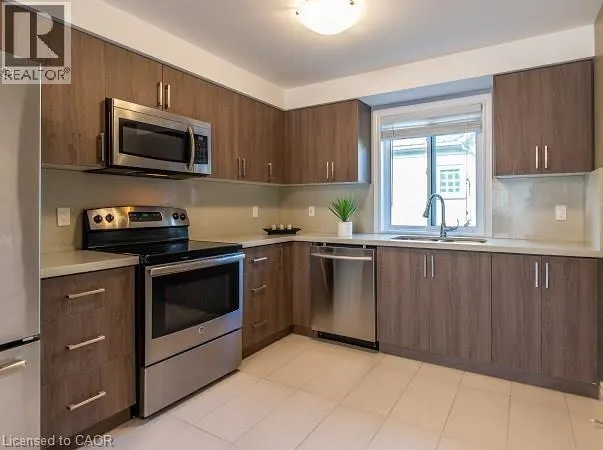122 COURTLAND Avenue Unit# 4, #4