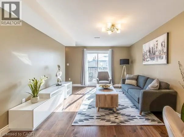 122 COURTLAND Avenue Unit# 4, #4