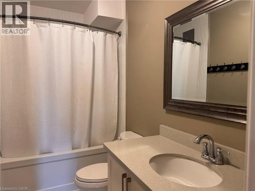 122 COURTLAND Avenue Unit# 4, #4