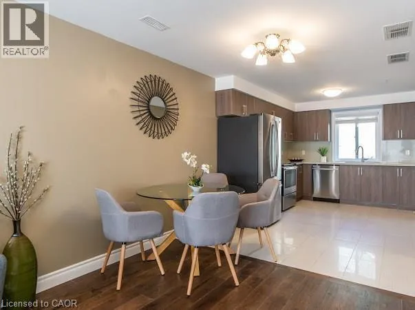 122 COURTLAND Avenue Unit# 4, #4