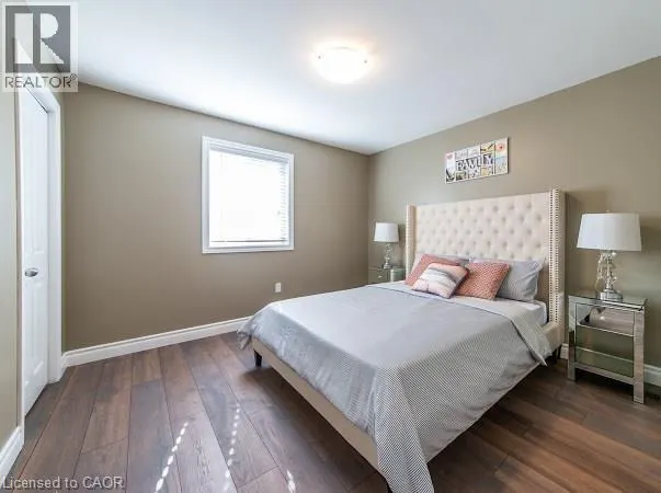 122 COURTLAND Avenue Unit# 4, #4