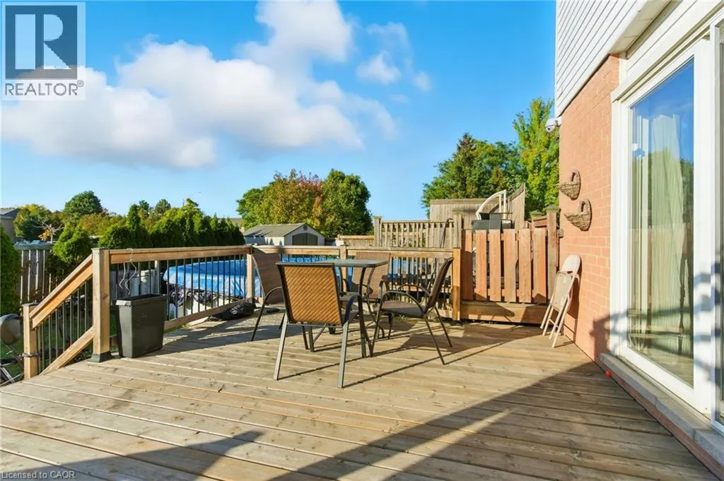 200 WOODHAVEN Place Unit# Upper, #Upper