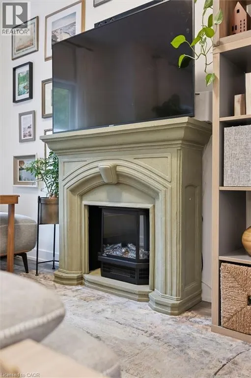 110 FERGUS AVE Avenue Unit# 21, #21