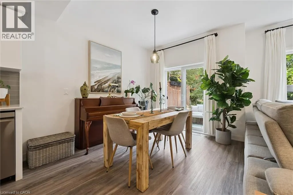 110 FERGUS AVE Avenue Unit# 21, #21