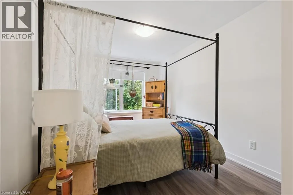 110 FERGUS AVE Avenue Unit# 21, #21