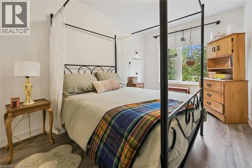 110 FERGUS AVE Avenue Unit# 21, #21