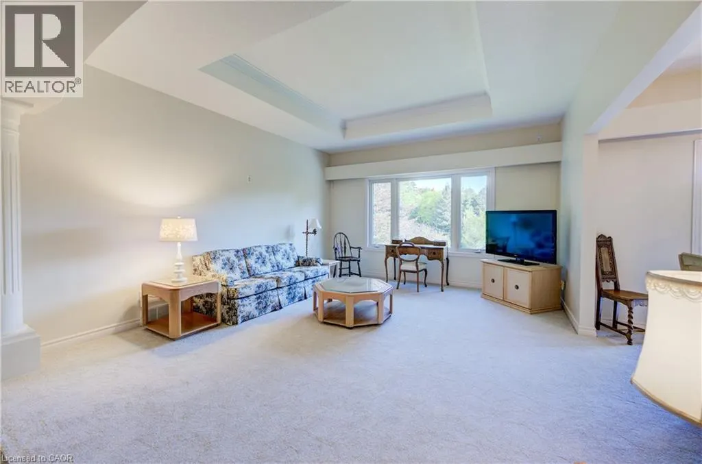 430 CARYNDALE Drive