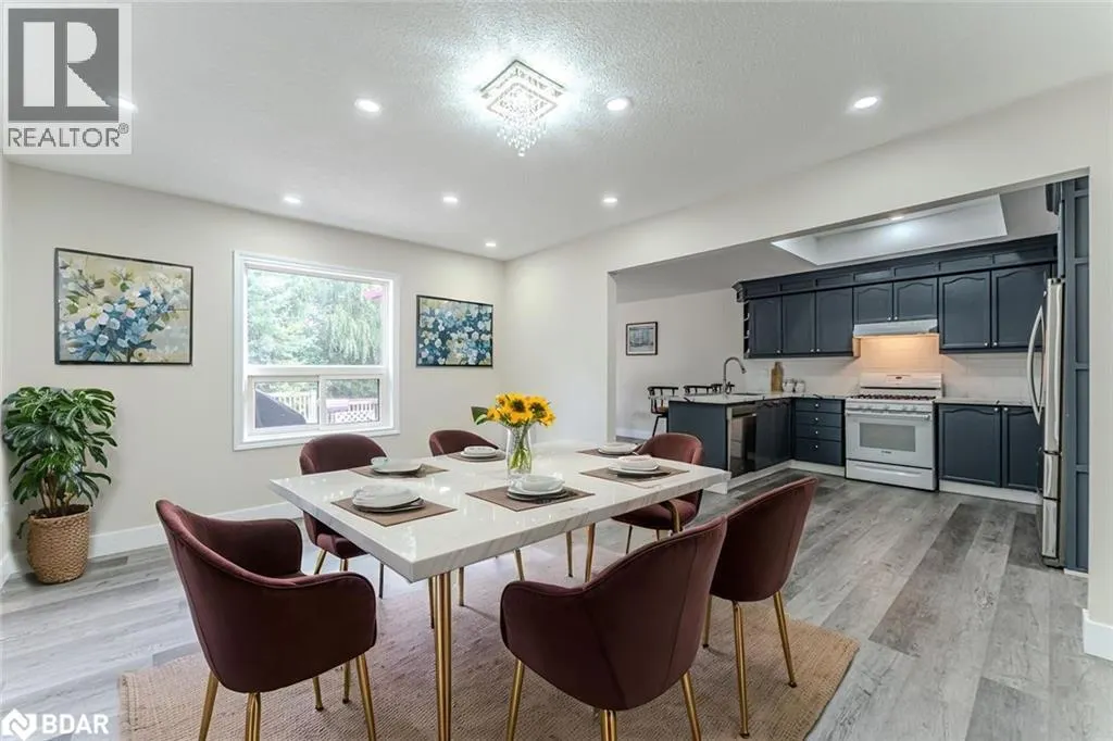 29 SILVER BIRCH Avenue