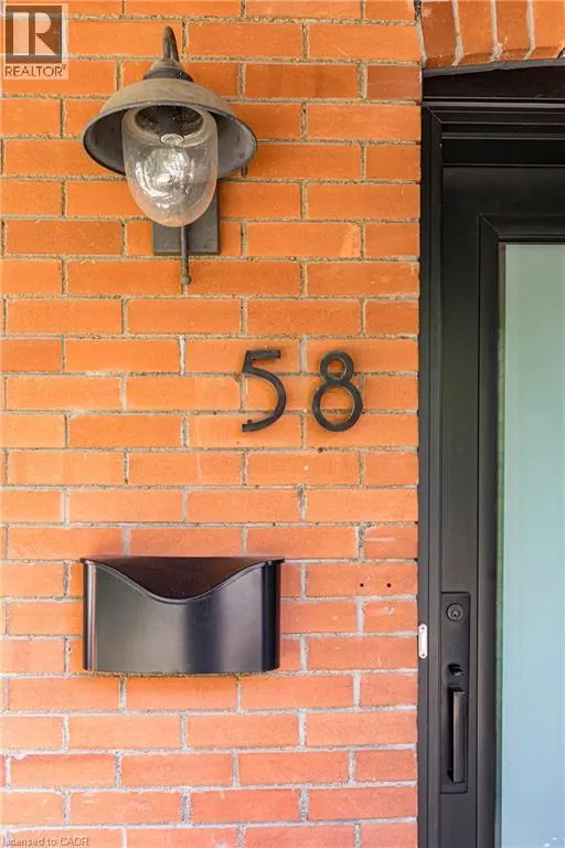 58 CHATHAM Street