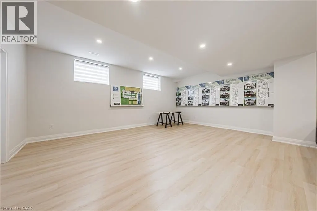 242 KELLOGG Avenue