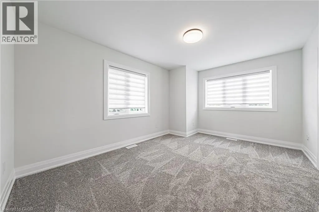 242 KELLOGG Avenue