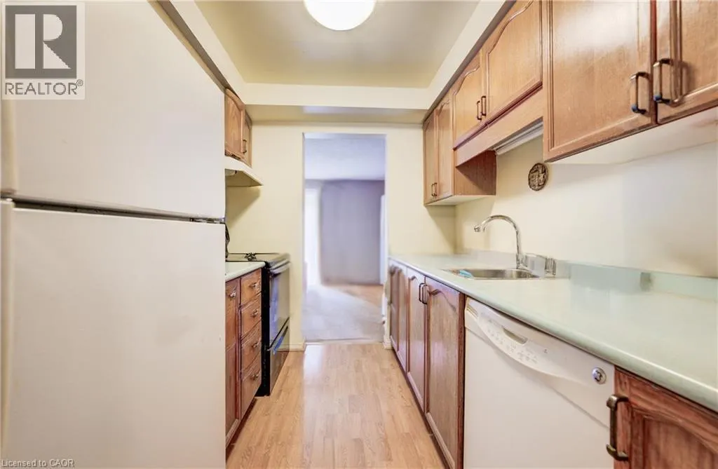 465 WOOLWICH Street N Unit# 17, #17