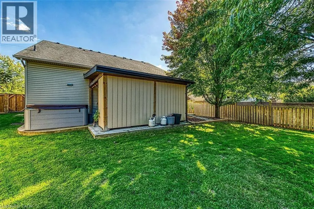 43 CLAYMORE Crescent