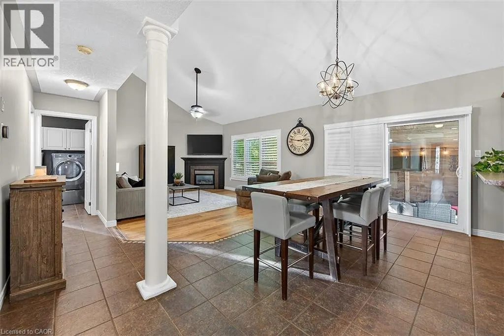 43 CLAYMORE Crescent