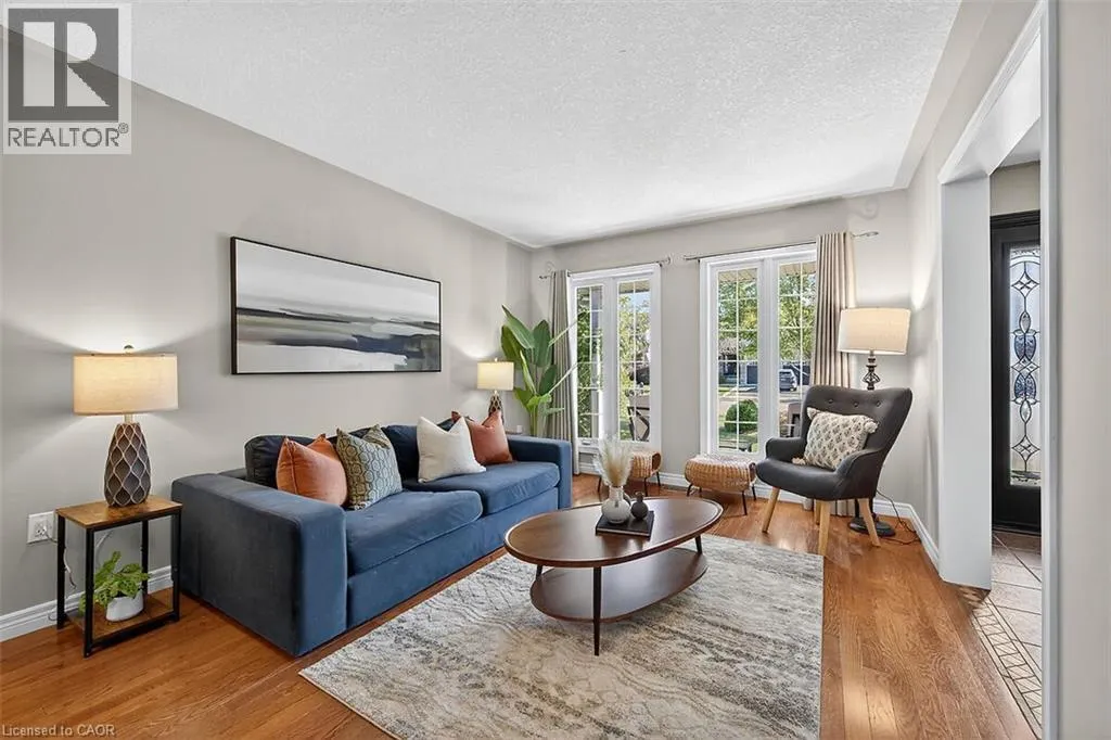 43 CLAYMORE Crescent