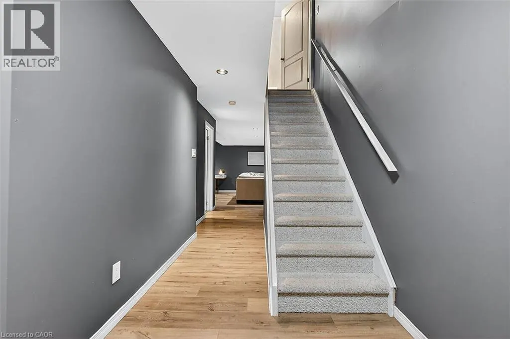 43 CLAYMORE Crescent