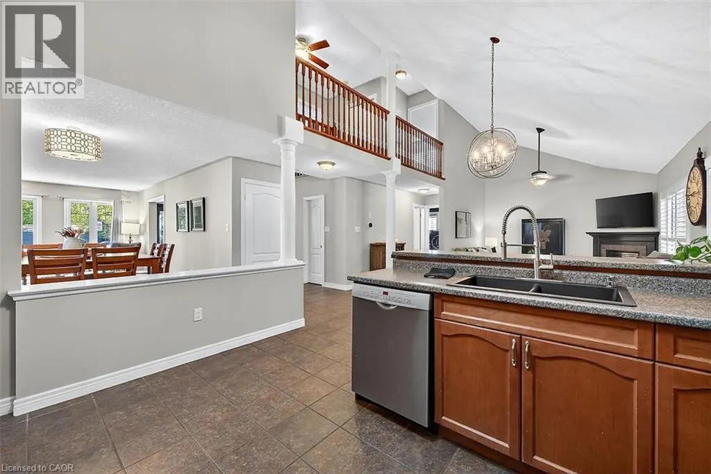 43 CLAYMORE Crescent