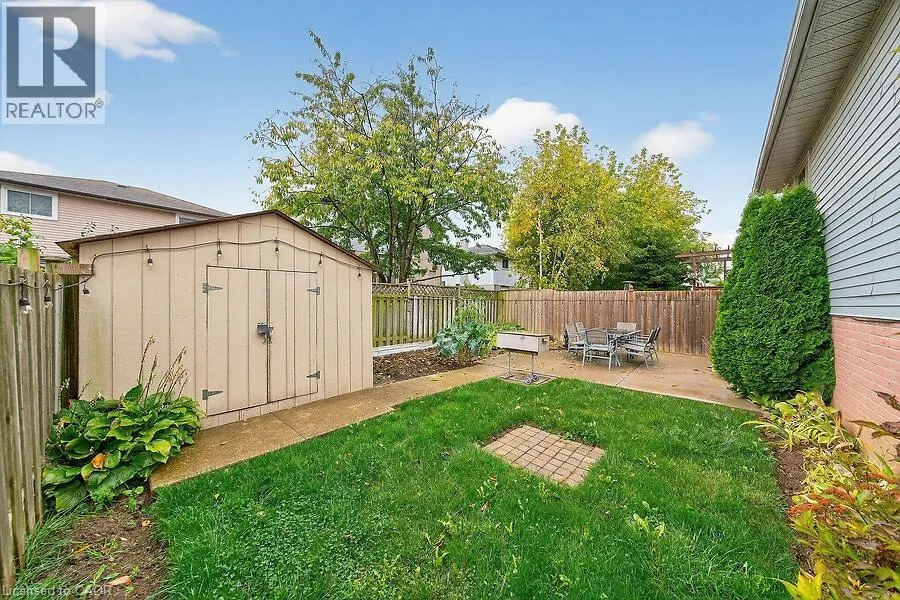 82 AYLMER Crescent